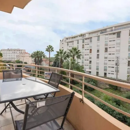 Apartment Le Madrid Avec Balcon Proche Croisette, Plages Et Palais Des Festivals Cannes