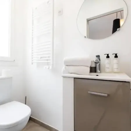 Le Madrid Avec Balcon Proche Croisette, Plages Et Palais Des Festivals * Cannes